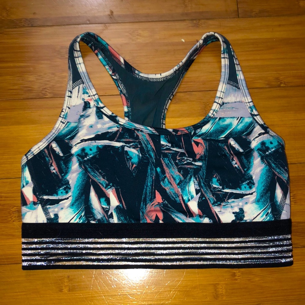 🌴 H&M | tropical print sports bra 🌴